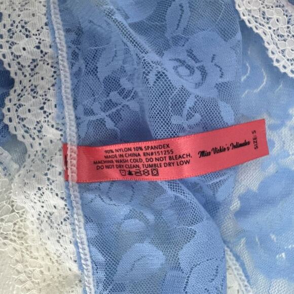 Miss Vickie's Intimates All Over Lace Periwinkle Blue White Trim Size Small 5/$2 - Picture 3 of 4